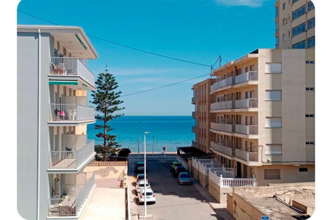 Apart Playa Bellreguard 1 Habitacion Exterior photo